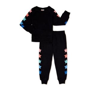 NWT Cheetah Girls Printed Fleece Sweatshirt  and Sweatpants Athleisure Set